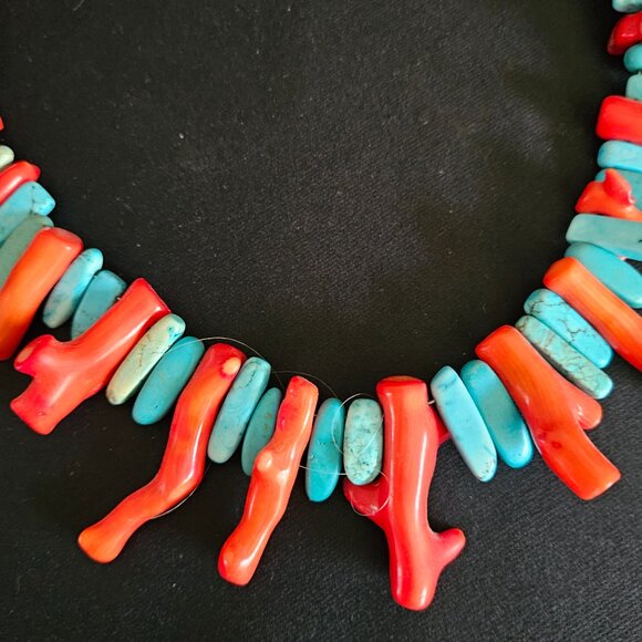 Handcrafted Genuine Turquoise Flat Bar and Red Branch Coral Necklace - Picture 3 of 9